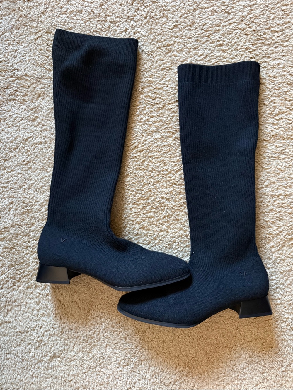 VIVAIA Black Knee-High Knit Block Heel Boots